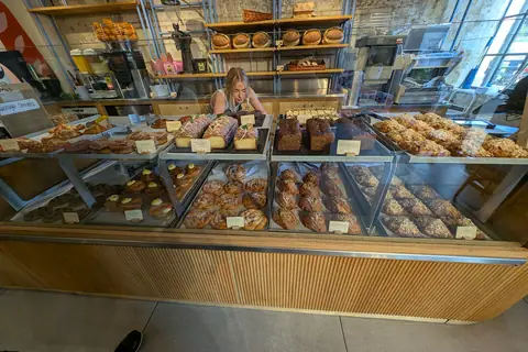 Cakes Of Wonderland photo 2